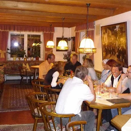 ベッド・アンド・ブレックファスト Steiner マイヤーホーフェン